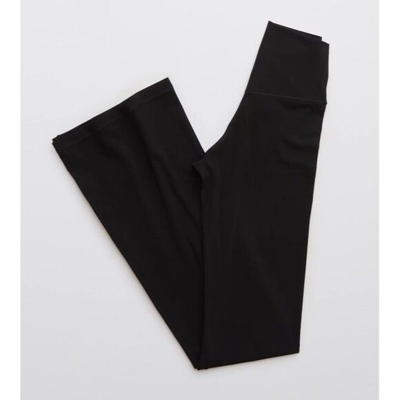 OFFLINE By Aerie Real Me High Waisted Crossover Flare Legging Black XS - Picture 16 of 16